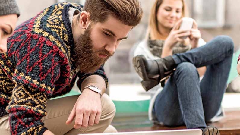 Generation Y som framtidens b2b-kunder och säljare: Spelifiering, Tribalisering och Karmakapitalism