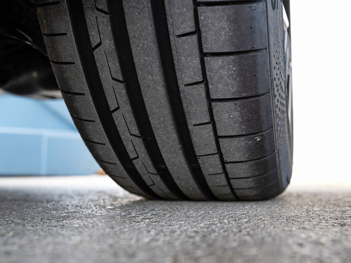 Summer tyres